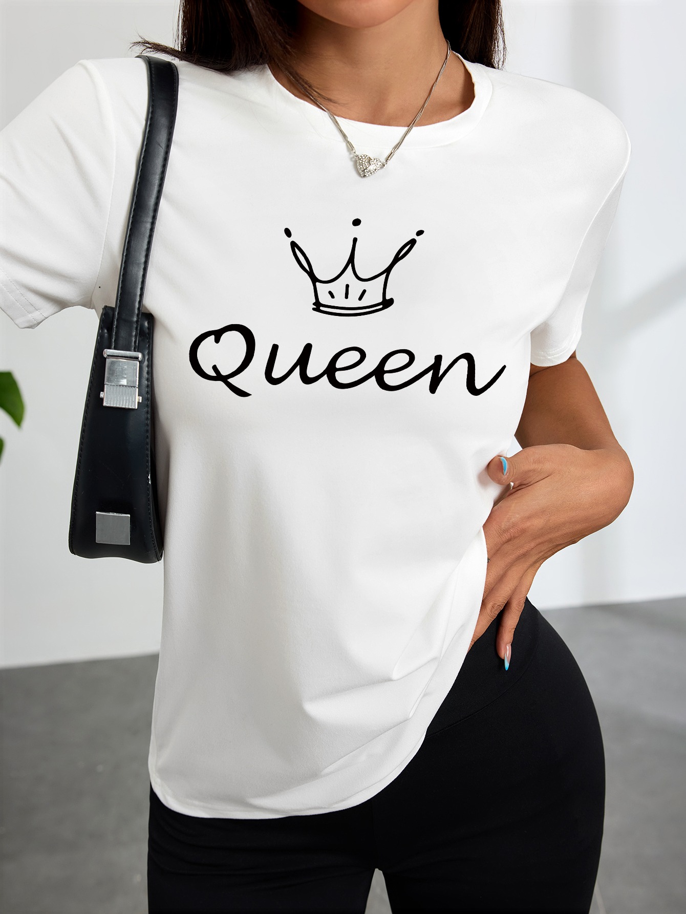Queen Street Fashion - Women'S White T-Shirt Featuring Crown Queen