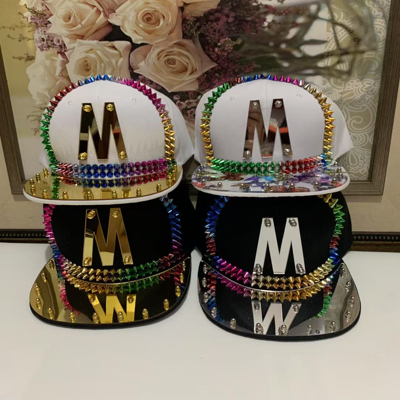 Street Fashion Roma - Men And women New Handmade Party