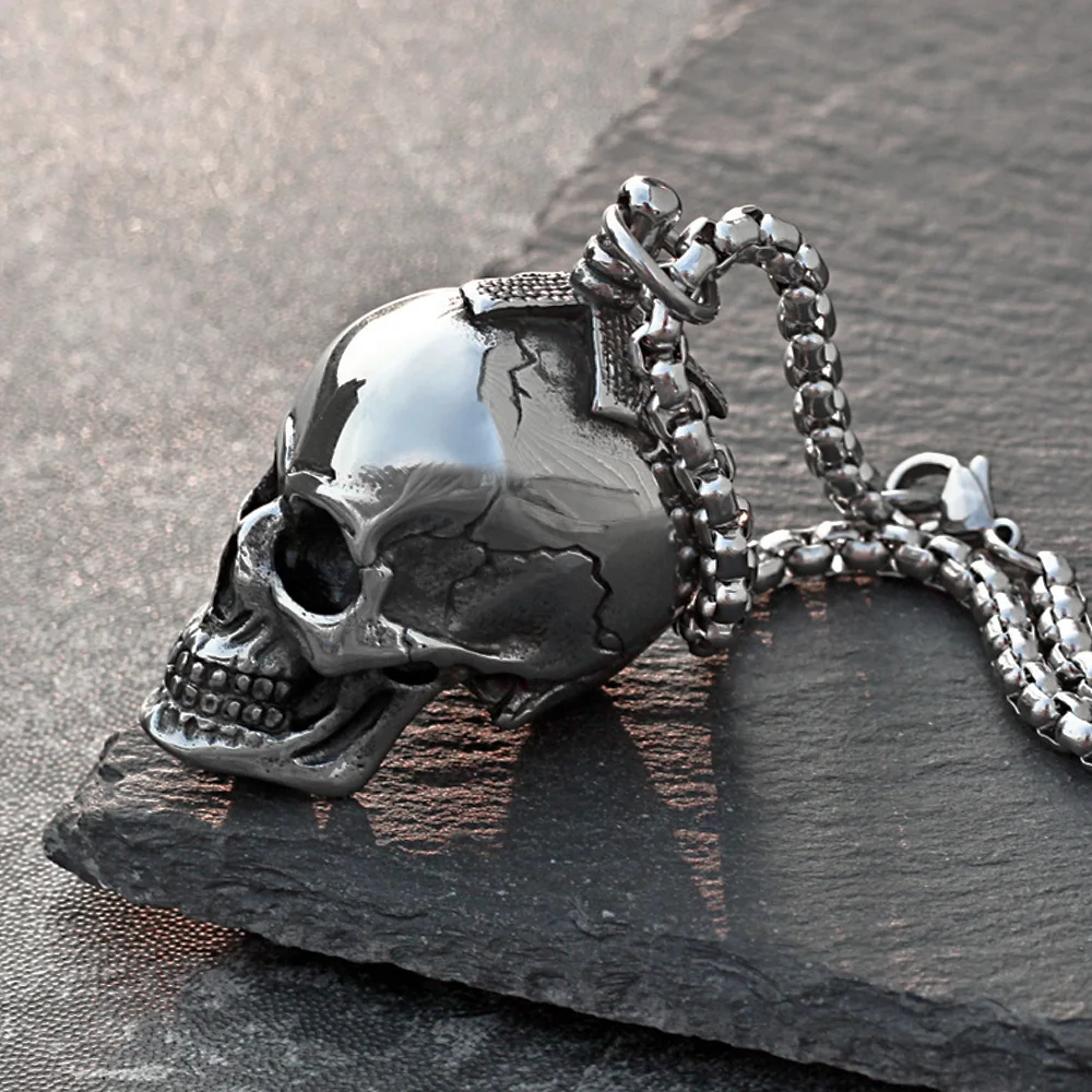 Street Fashion Goth - Goth Three Dimensional Skull Pendant Necklace
