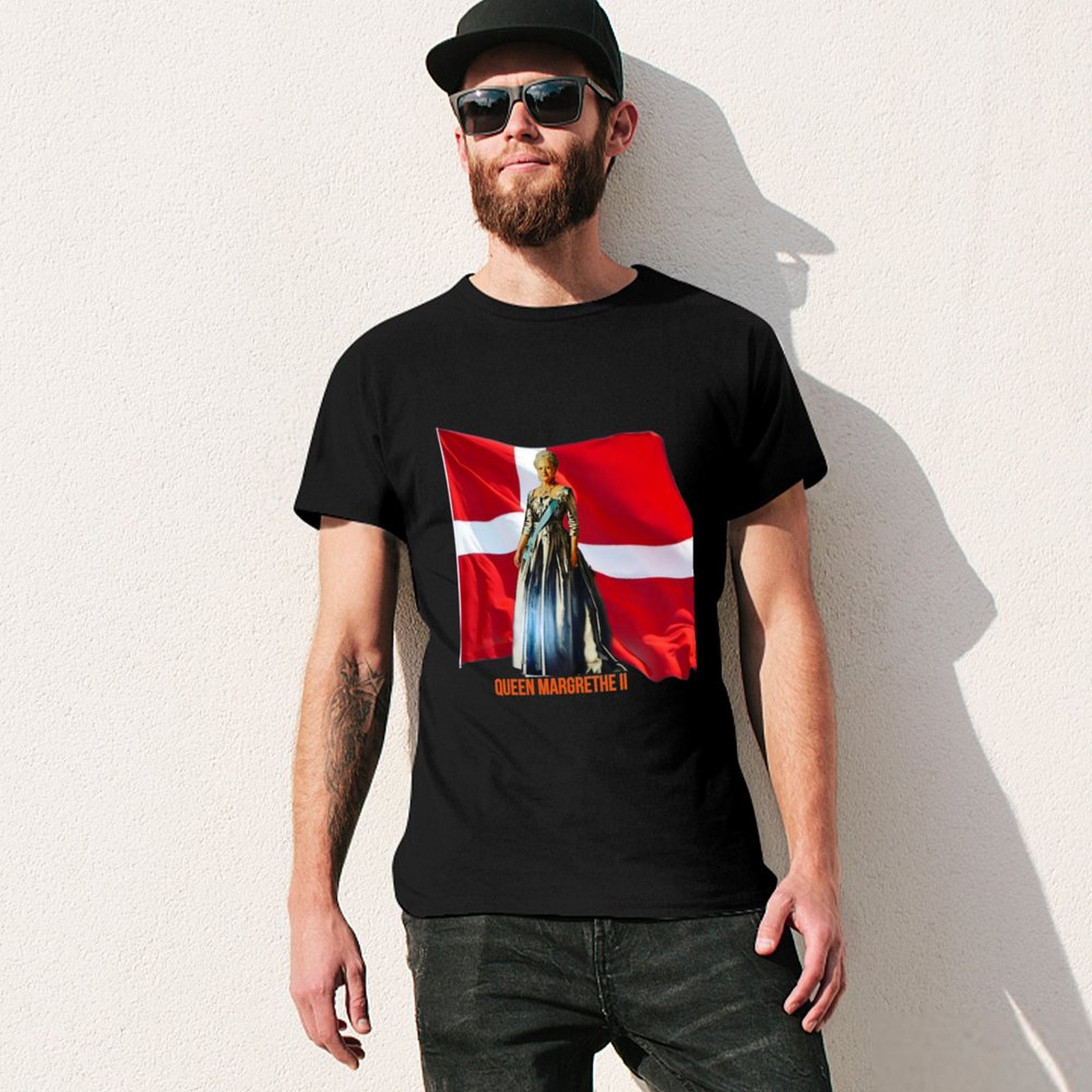 Queen Margrethe II T-Shirt Str - Queen Street Fashion 评论和价格