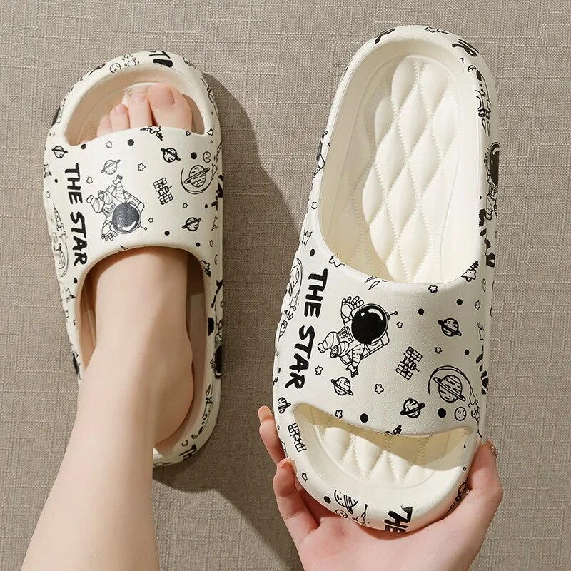 Cool Slippers For Men In Summe - Queen Street Fashion 评论和价格