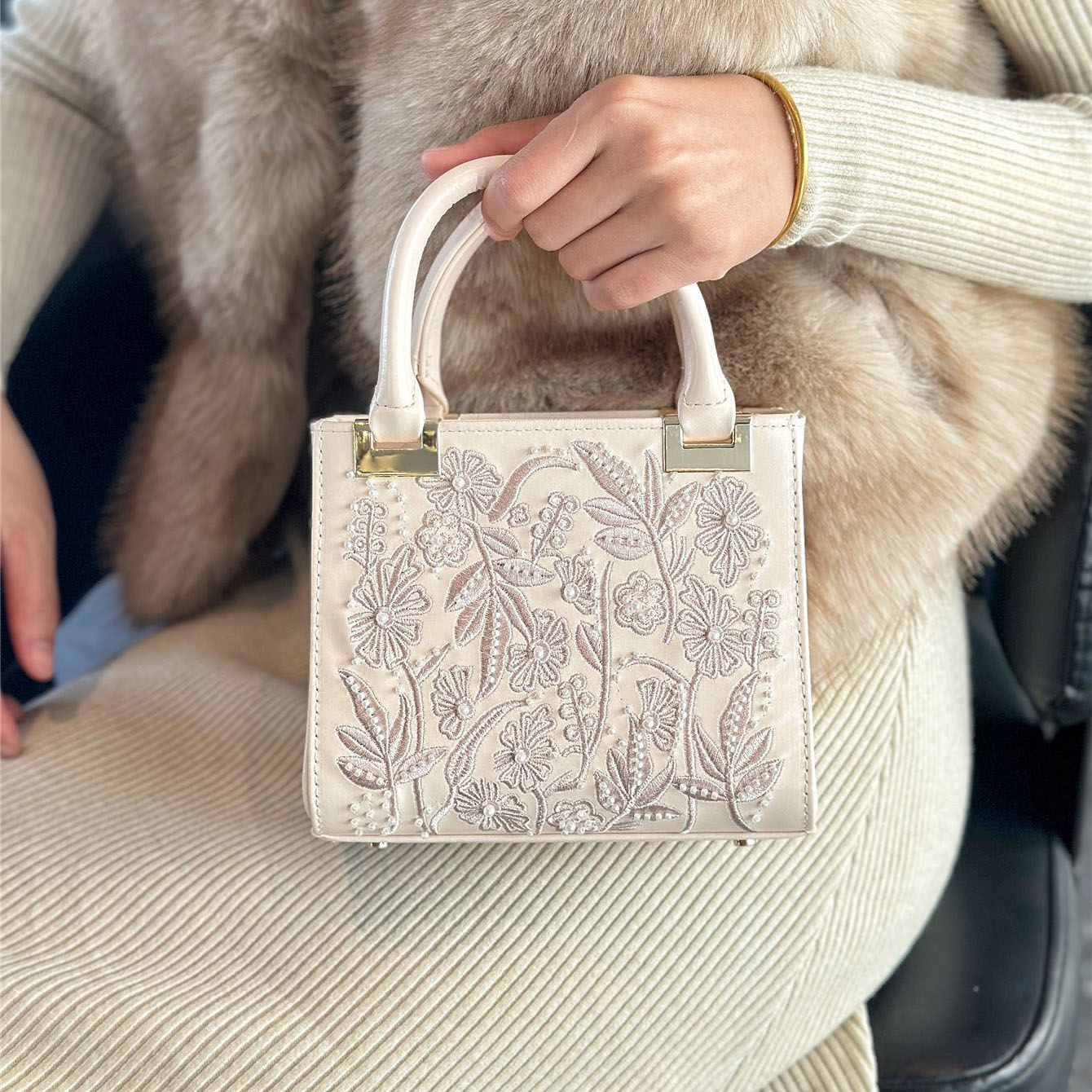 Flower Embroidery Women's Hand - French Street Fashion 评论和价格